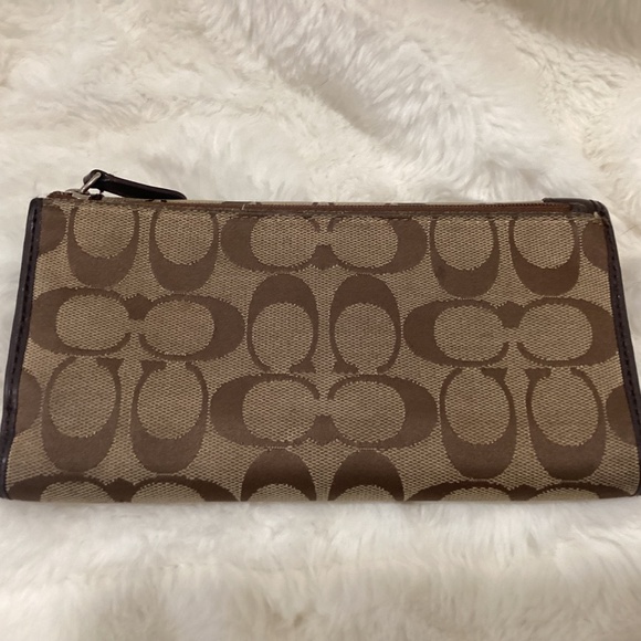 Brown/Beige Authentic Coach Signature Canvas Wallet with Leather Detail - Picture 2 of 4